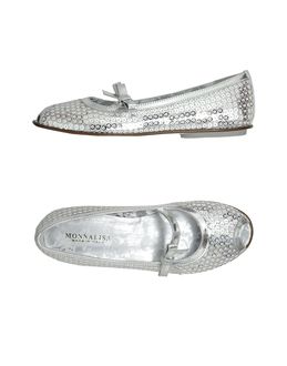 Laminated effect Elasticised gores Paillettes detailing Bow detailing Cut-out detailing Leather/rubb...