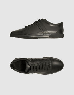 GIVENCHY - CHAUSSURES - Sneakers - sur YOOX.COM