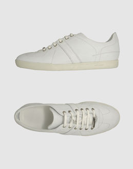  - chaussures - sneakers - sur yoox.com