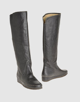 SUZIEMAS - SCHUHE - Stiefel mit Absatz - bei YOOX.COM