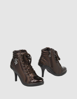 SWISH JEANS - SCHUHE - Stiefeletten - bei YOOX.COM