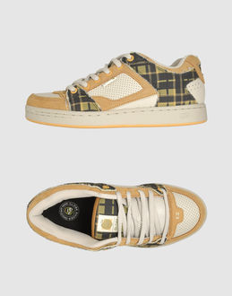 Globe - Chaussures - Sneakers - Sur Yoox.com