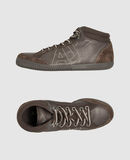 ARMANI JEANS - SCHUHE - Hochgeschlossener Sneakers bei YOOX.COM