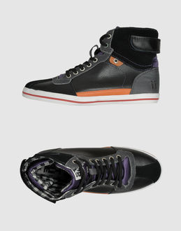 STRIIPE - SCHUHE - Hochgeschlossener Sneakers - bei YOOX.COM