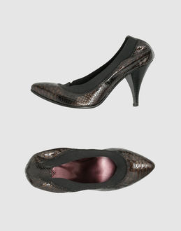 OLIVIA NOOR - SCHUHE - Pumps - bei YOOX.COM