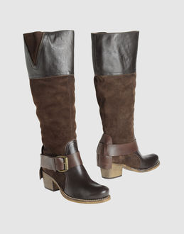 TWIGGY TWIGGY - SCHUHE - Stiefel mit Absatz - bei YOOX.COM