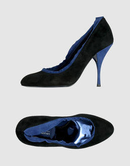 SEBASTIAN - SCHUHE - Pumps - bei YOOX.COM