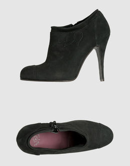 ROSES ROSES FOOTWEAR Shoe boots