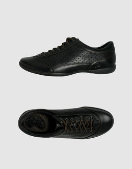BORN - CHAUSSURES - Sneakers - sur YOOX.COM