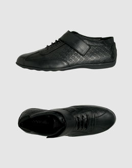 GIORGIO ARMANI - CHAUSSURES - Sneakers - sur YOOX.COM