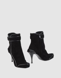 CELINE Ankle boots - Item 44244154