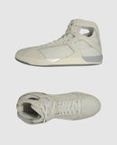 ALEXANDER MCQUEEN PUMA - SCHUHE - Hochgeschlossener Sneakers bei YOOX.COM
