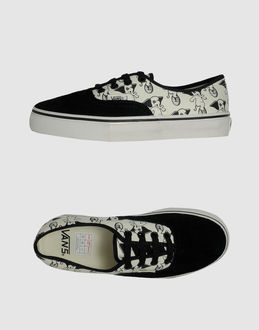 VANS - SCHUHE - Sneakers - bei YOOX.COM