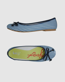BI 4 Ballet flats
