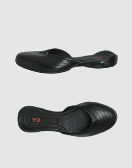 Y-3 - CHAUSSURES - Sabots - sur YOOX.COM