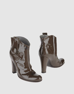 JOUER LE STYLE - SCHUHE - Stiefeletten - bei YOOX.COM