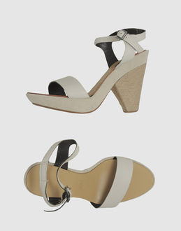 RAFFAELE SETTEMBRE - SCHUHE - Plateausandalen - bei YOOX.COM