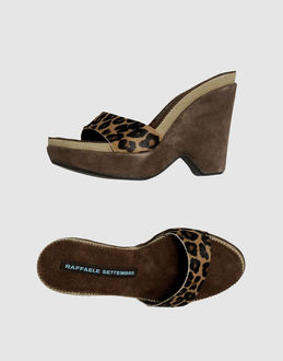 RAFFAELE SETTEMBRE - SCHUHE - Plateausandalen - bei YOOX.COM