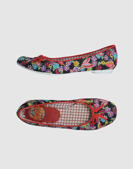 BUYGO Ballet flats