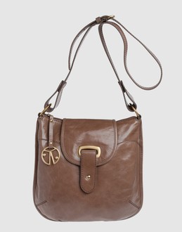 COCCINELLE - ���f�B�[�X - �o�b�O - ���U�[�o�b�O(��) on YOOX.COM 