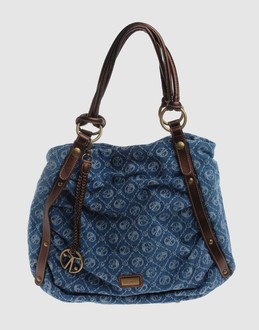 COCCINELLE - レディース - バッグ - 布製バッグ(大) on YOOX.COM