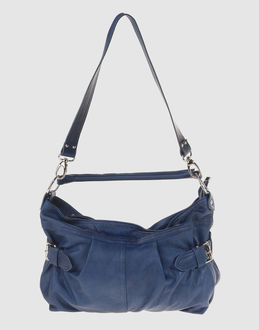 Nappa leather - Textured leather - Zip closure - Internal pockets - Optional shoulder strap - Under-arm bags - Contrasting applications -