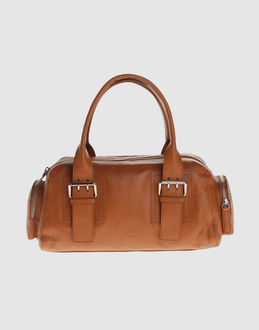 Web market place, le comparateur de prix du web: Furla   Sacs moyens en cuir