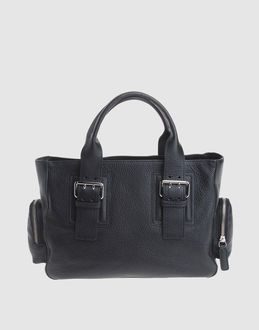 Web market place, le comparateur de prix du web: Furla   Sacs moyens en cuir