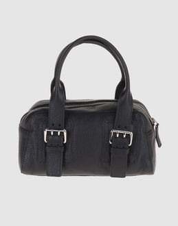 Web market place, le comparateur de prix du web: Furla   Sacs moyens en cuir