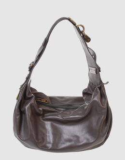 DEREK LAM 