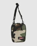 Compara precios y productos Eastpak - bolsos - bolsos peque�os de tela en yoox.com