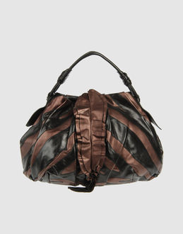 PRADA - Women - HANDBAGS - Large leather bags on YOOX.COM