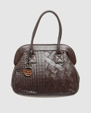 Comparez les prix Tosca blu - sacs - sacs moyens en cuir sur yoox.com