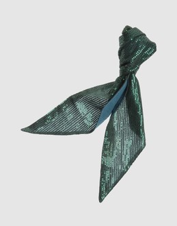 SCHUMACHER - ACCESSOIRES - �charpes sur YOOX.COM