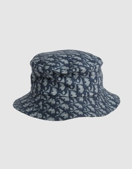 CHRISTIAN DIOR BOUTIQUE - ACCESSOIRES - Chapeaux sur YOOX.COM