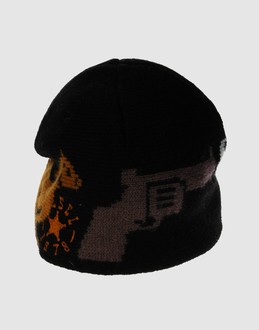 DIESEL - ACCESSOIRES - Chapeaux sur YOOX.COM