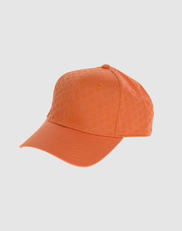 UMBRO BY KIM JONES ACCESSORI Cappelli su YOOX.COM