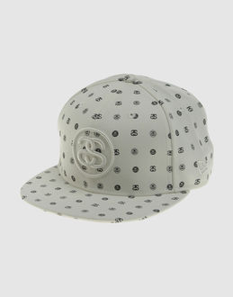 STUSSY - ACCESSORI - Cappelli - su YOOX.COM