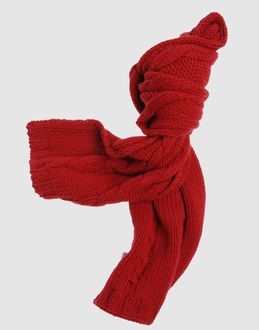 C.P. COMPANY - ACCESSORI - Sciarpe - su YOOX.COM