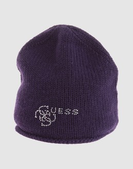 GUESS - ACCESSOIRES - Chapeaux - sur YOOX.COM