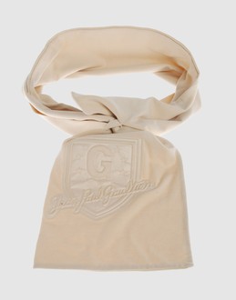 JEAN PAUL GAULTIER MAILLE - レディース - 小物 - マフラー on YOOX.COM