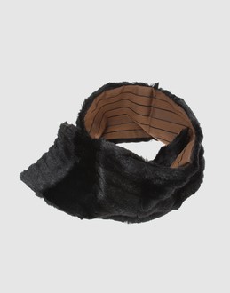 Confronta prezzi Gaetano navarra accessori colli su yoox.com