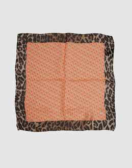 Confronta prezzi Dolce & gabbana accessori foulard su yoox.com