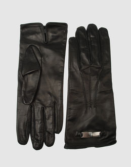 Confronta prezzi Prada accessori guanti su yoox.com