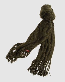 - accessoires - Écharpes - sur yoox.com