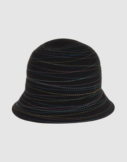 Rose' a pois Chapeaux