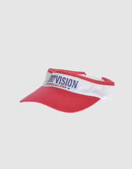  - accessoires - chapeaux - sur yoox.com