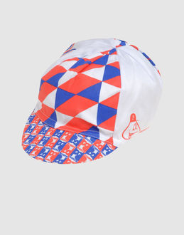 PAM - ACCESSOIRES - Chapeaux - sur YOOX.COM