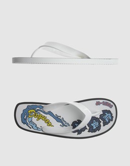 DSQUARED2 - MODE DE PLAGE - Sandales de plage sur YOOX.COM