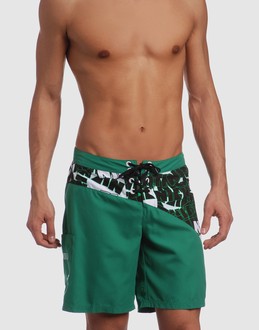 NIKITA MODA MARE Pantaloncini su YOOX.COM